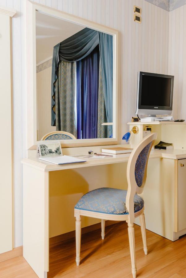 Hotel Liberty Roseto Degli Abruzzi Esterno foto