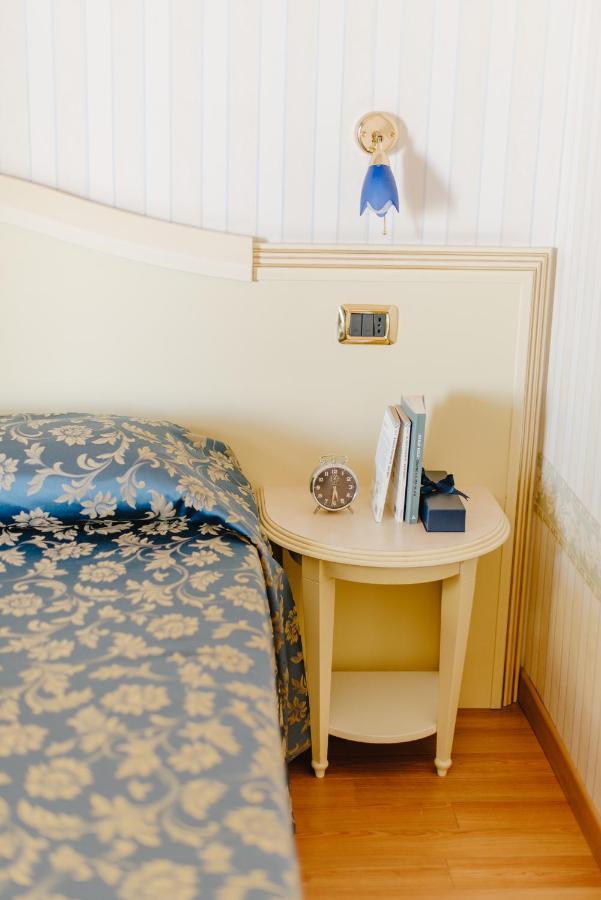 Hotel Liberty Roseto Degli Abruzzi Esterno foto